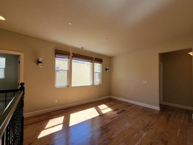 Building Photo - 1609 Bonanza Ln