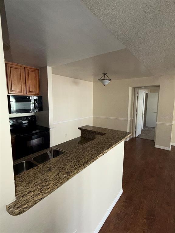 Building Photo - 6148 Westgate Dr