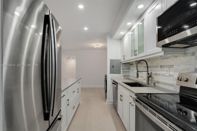 Building Photo - 7947 SW 104th St