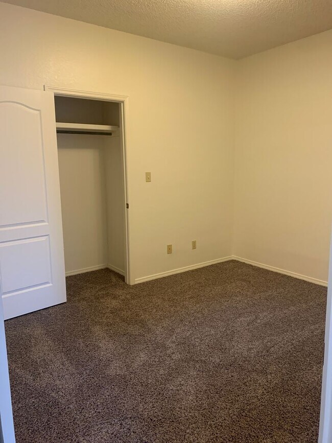 Building Photo - 2305 Newman Clovis NM