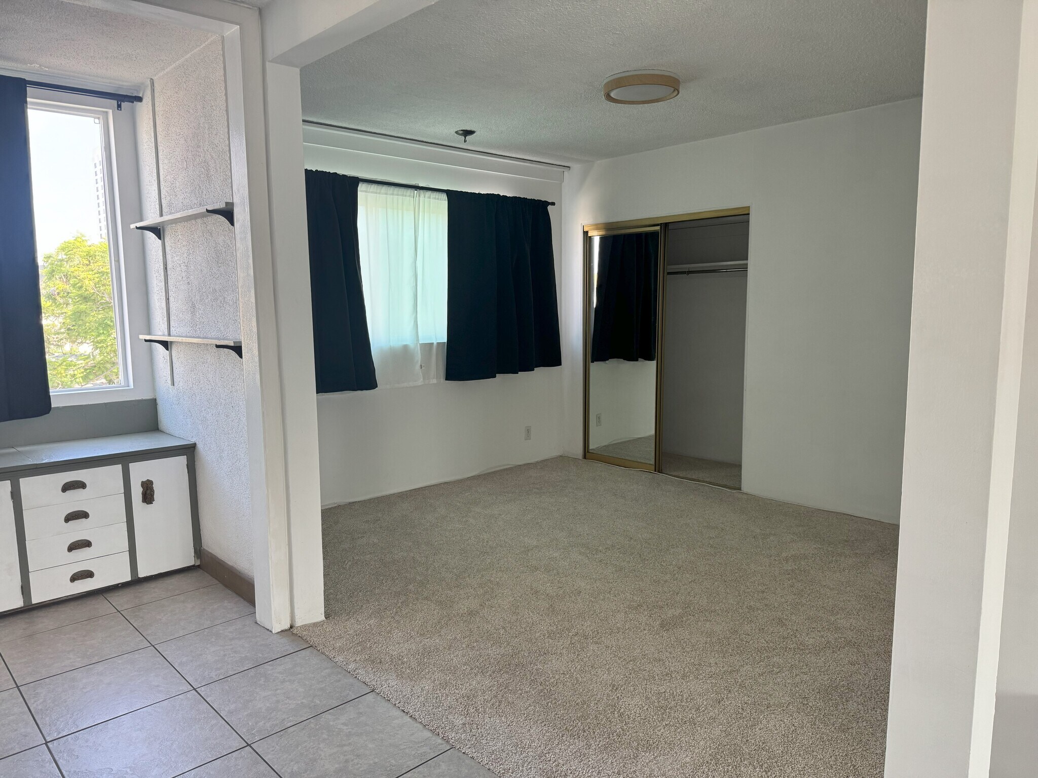 Building Photo - 1017 2nd St