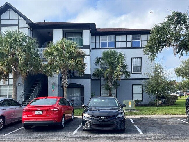 Building Photo - 3700 Castle Pines Ln
