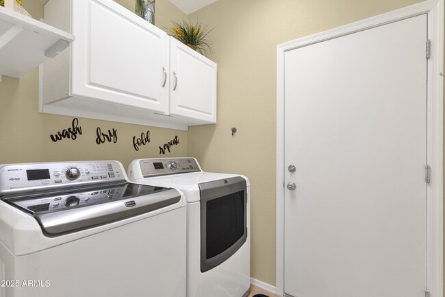 Building Photo - 4718 E Jude Ct