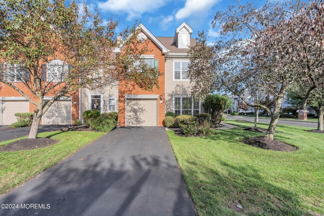 Building Photo - 2 Charles Ct