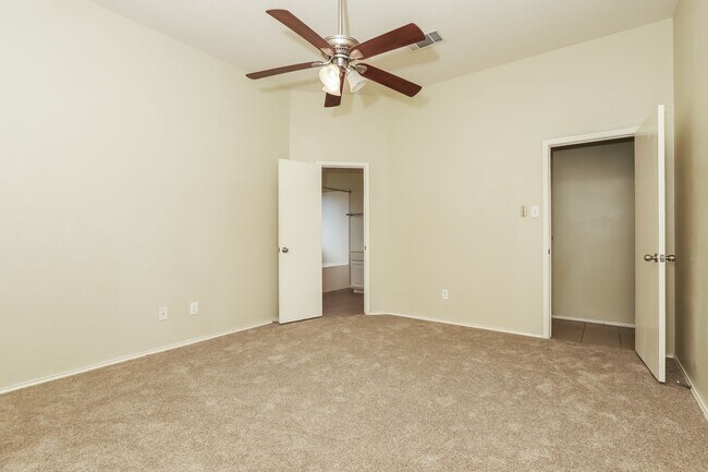 Building Photo - 20521 Buteo St