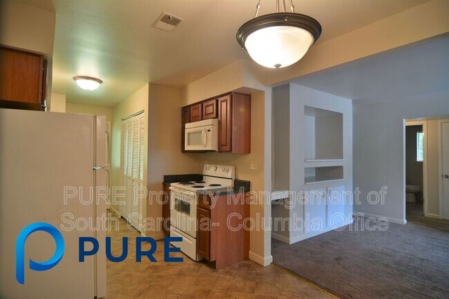 Building Photo - 1658 Horseshoe Dr