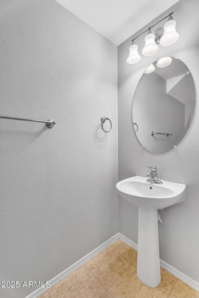 Building Photo - 8071 W Georgetown Way