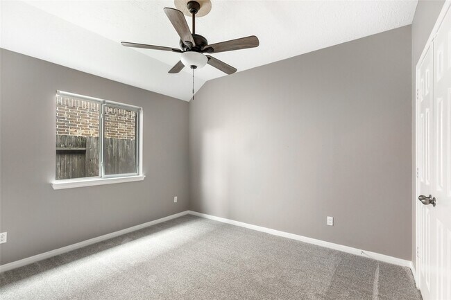 Building Photo - 13810 Birney Point Ln