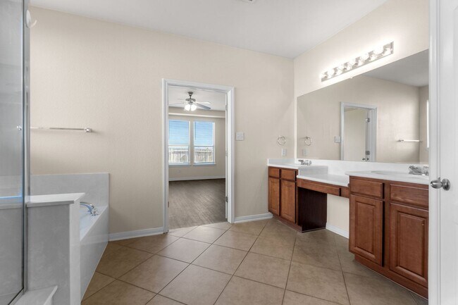 Building Photo - Sweson Farm Charmer!!!