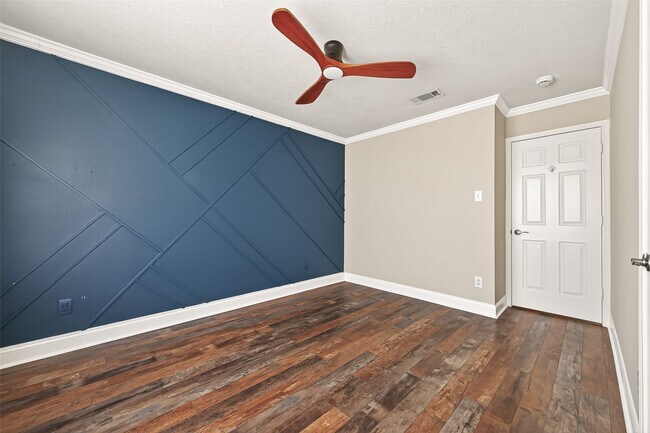 Building Photo - 6606 Wide Creek Dr