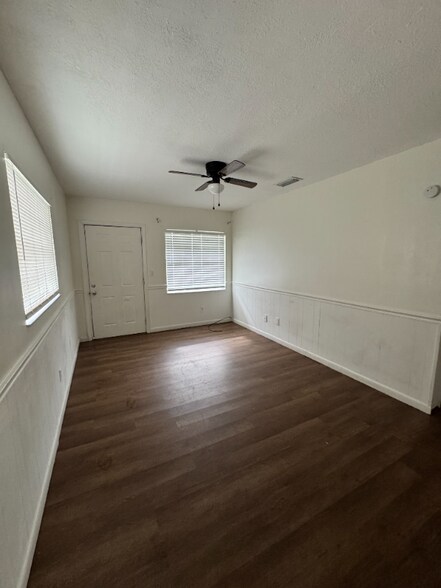 Building Photo - 205 Walton Ave