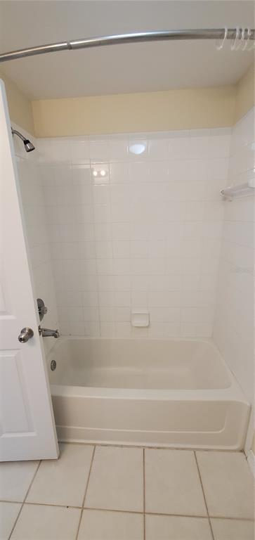 Building Photo - 5682 Bentgrass Dr