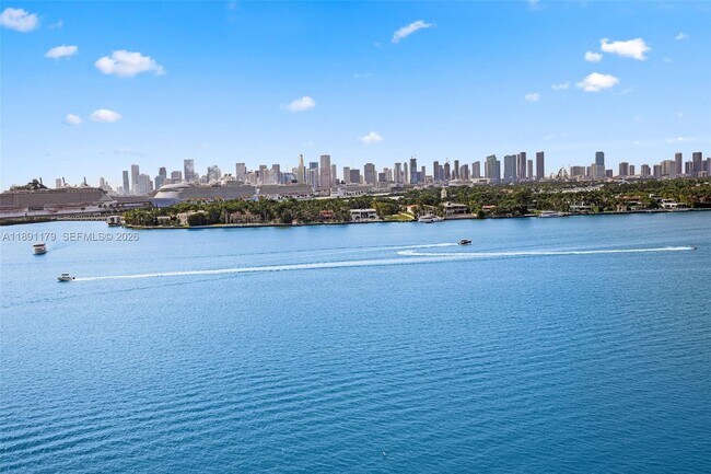 Building Photo - 650 West Ave