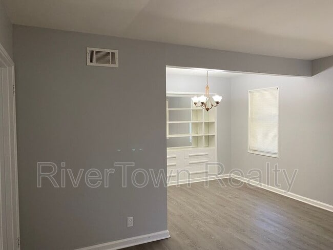 Building Photo - 1456 Paullus Ave