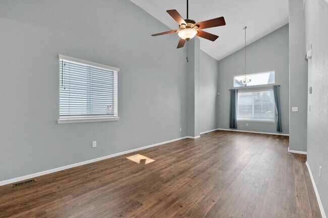 Building Photo - Beautiful home with 4 bedrooms, 2 1/2 bathrooms, 3-car garage in cul-de-sac available for $2,350