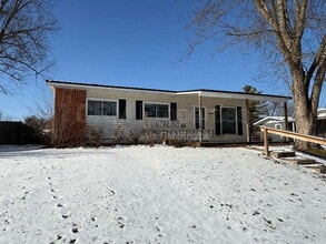 Building Photo - 5801 Monona Dr