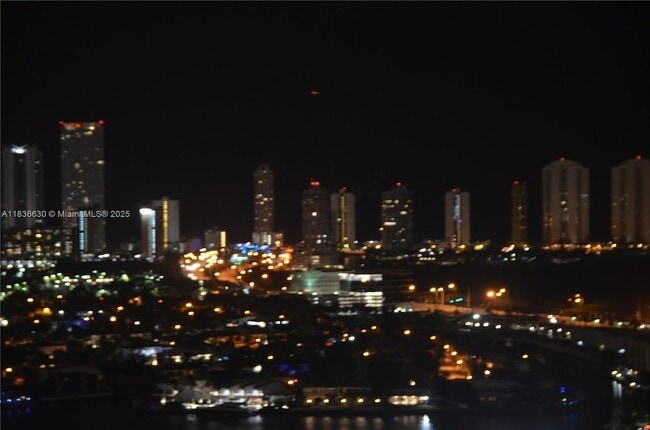 Building Photo - 16385 Biscayne Blvd