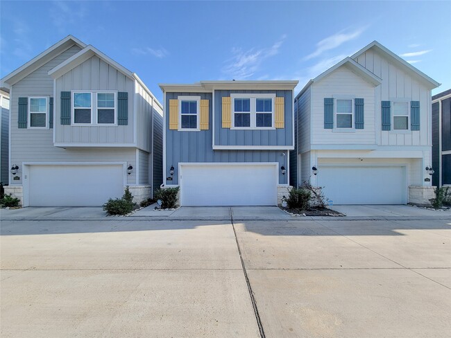 Building Photo - 710 Seafoam Ln