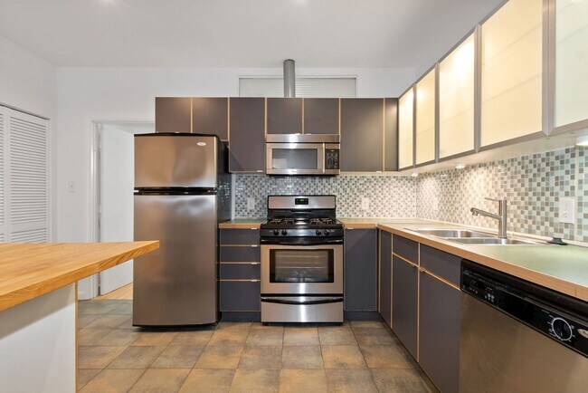 Building Photo - Modern 2B/2B with Parking | Minutes to Brookland Metro, Catholic University, MedStar & Children’s...