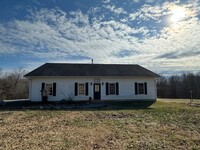 Building Photo - Large home in the country! See description...