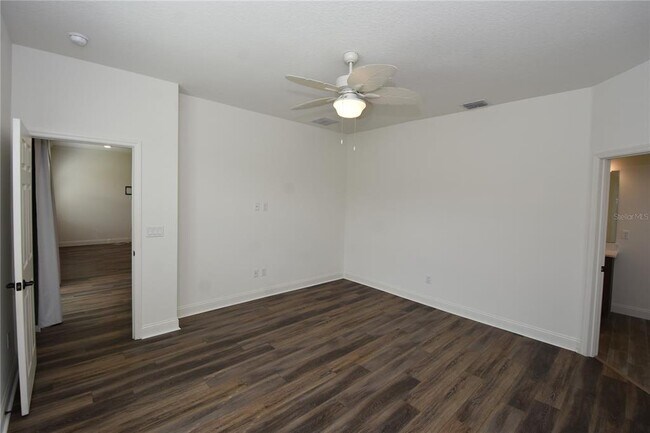 Building Photo - 1 Ziegler Pl