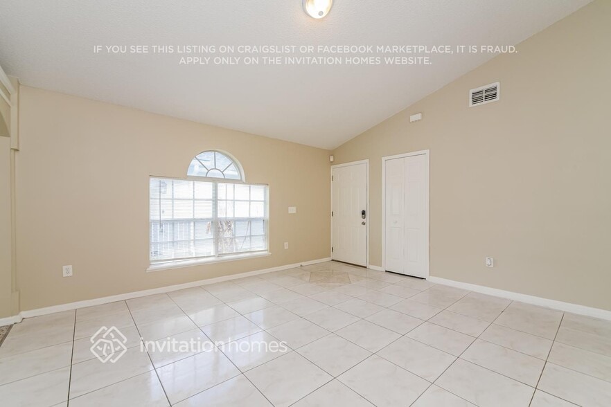 Building Photo - 2419 Parsons Pond Cir