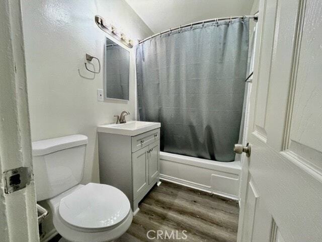 Building Photo - 685 E Vista Chino