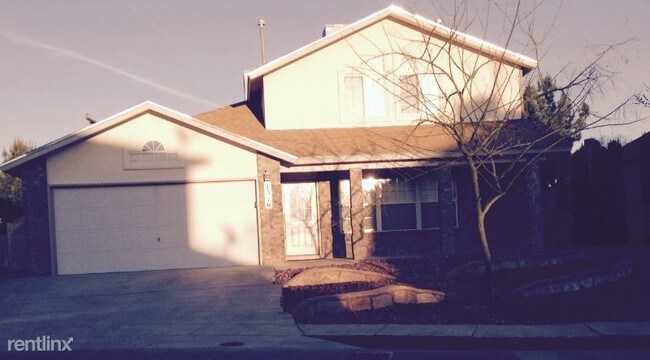 Primary Photo - 4 br, 2.5 bath House - 1316 Olga Mapula Dr