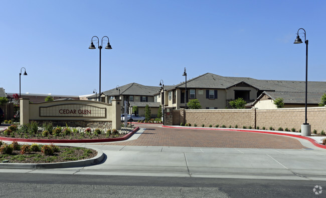 Building Photo - Cedar Glen Apartments