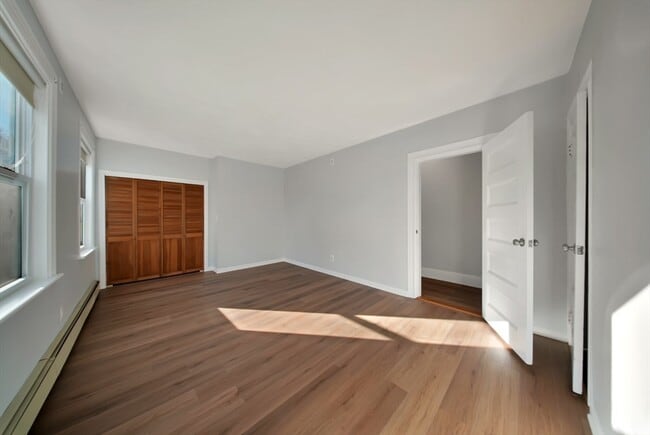 Building Photo - 85 Kemper St