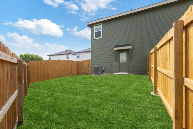 Building Photo - 6734 Summer Fest Dr