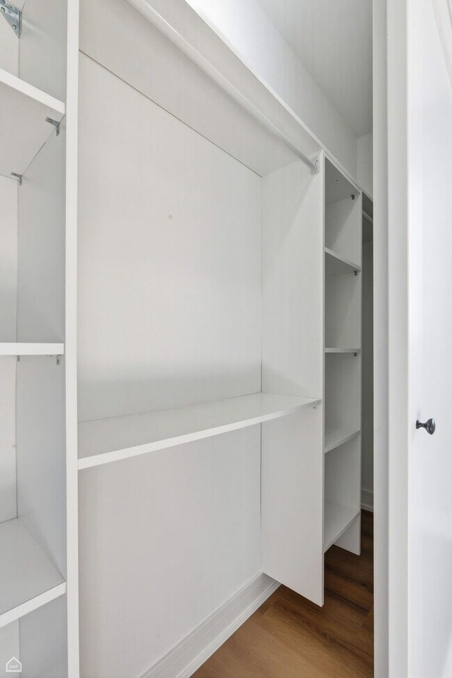 Building Photo - 2718 Budd St