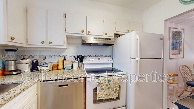 Building Photo - 4149 Heron Way