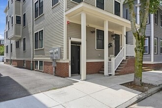 Building Photo - 613 E 6th St