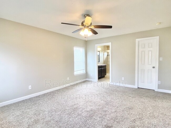 Building Photo - 13326 Harbor Dr