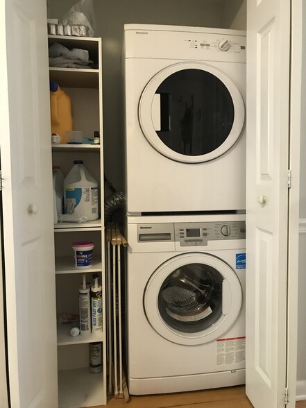 washer/dryer - 3000 Hillsboro Pike