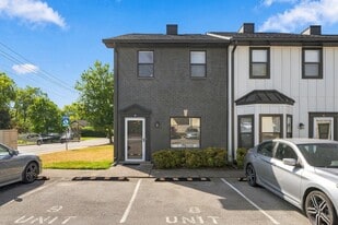 Building Photo - 2112 Blair Blvd