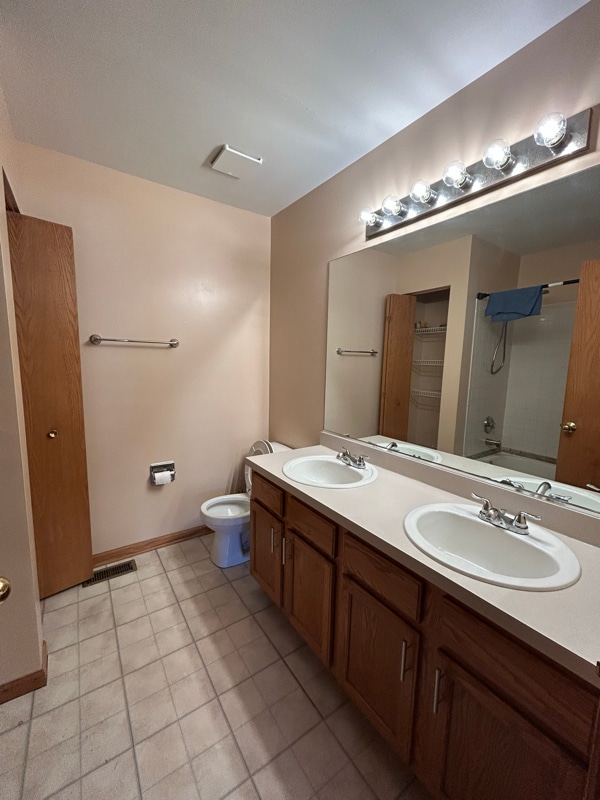 Building Photo - 130 Cammeron Ct
