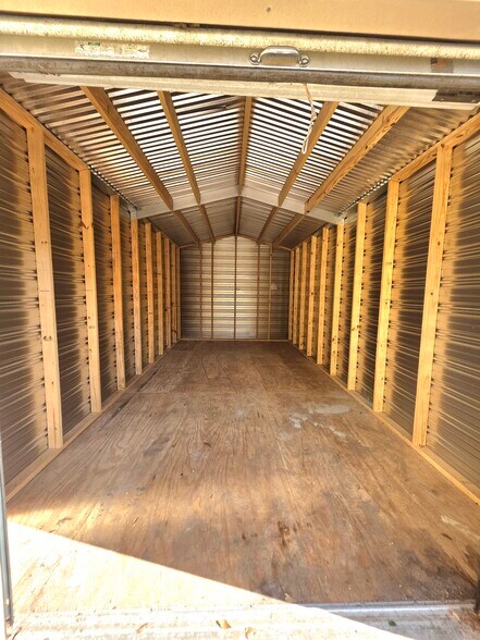 Inside the shed - 651 Ynestra Dr