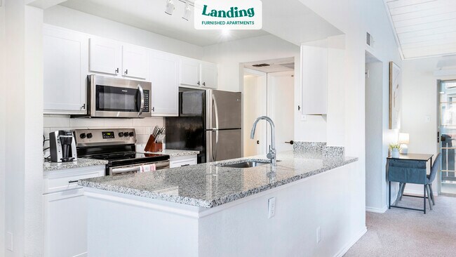 Building Photo - 2501 Oak Hill Cir
