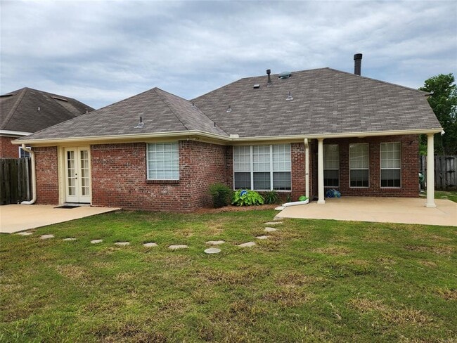 Building Photo - 9513 Greythorne Way