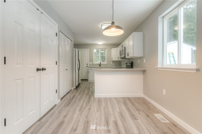 Building Photo - 9206 144th St Ct NW