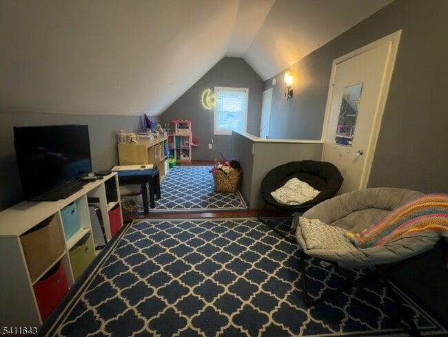 Building Photo - 54 Lindale Ct