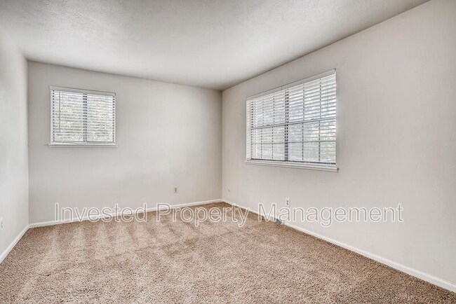 Building Photo - 172 S Cody St