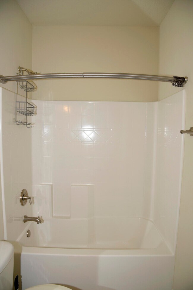 Building Photo - 289 Dickens Dr