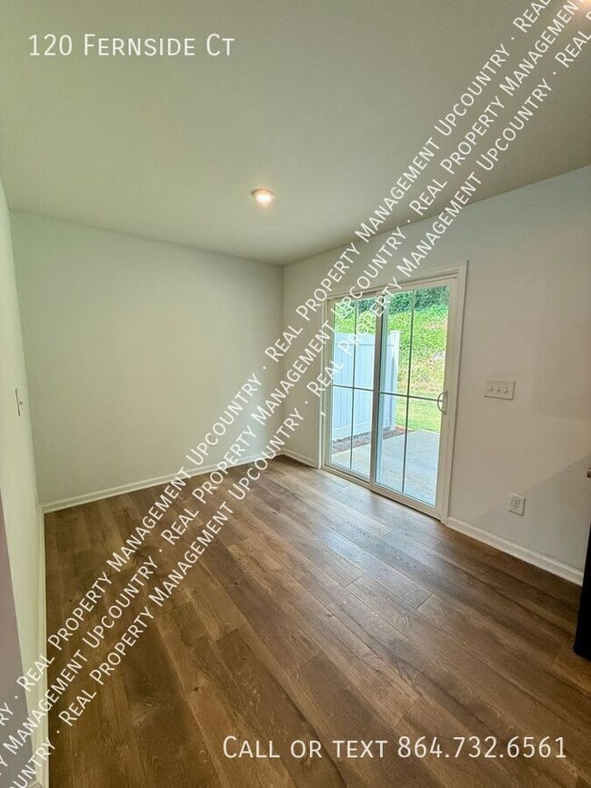 Building Photo - 120 Fernside Ct