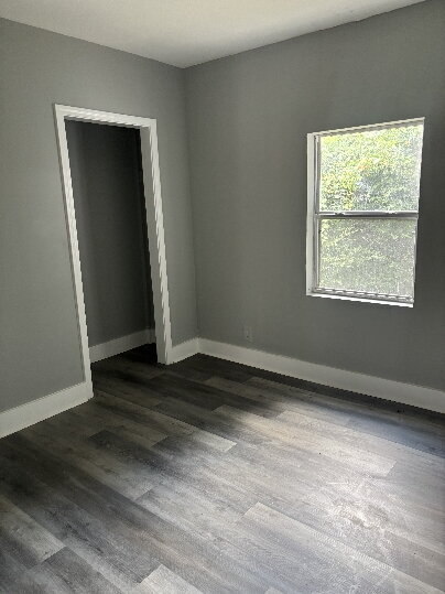 Building Photo - "4-Bed, 2-Bath Gem in Memphis - Spacious 1332 Sq Ft Home Awaits!"