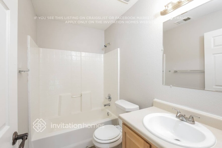 Building Photo - 19398 E 58th Dr