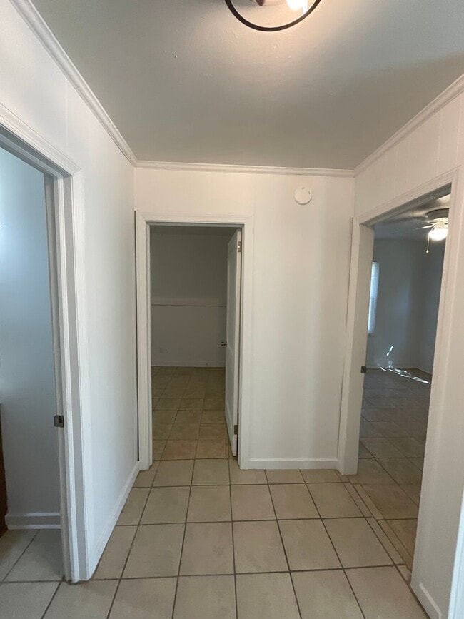 Building Photo - ****Rent Special***** 50% off the first rent charge payment. Ask for details!