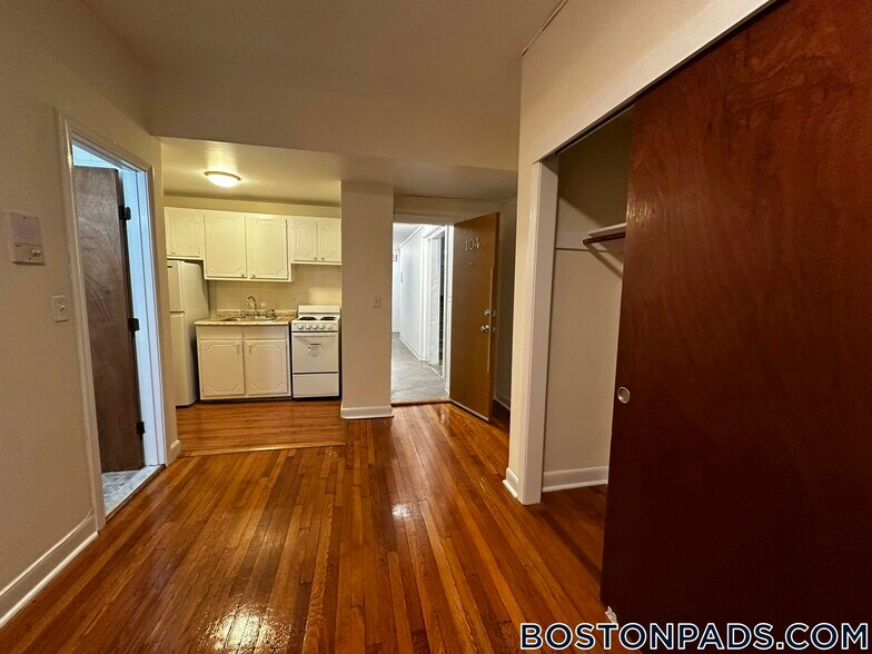 Building Photo - 1315 Commonwealth Ave